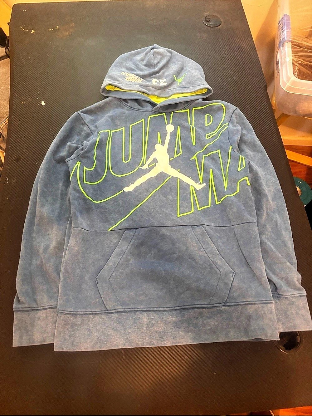 Jordan Kids Graphic Pullover Hoodie in Blue Boys L